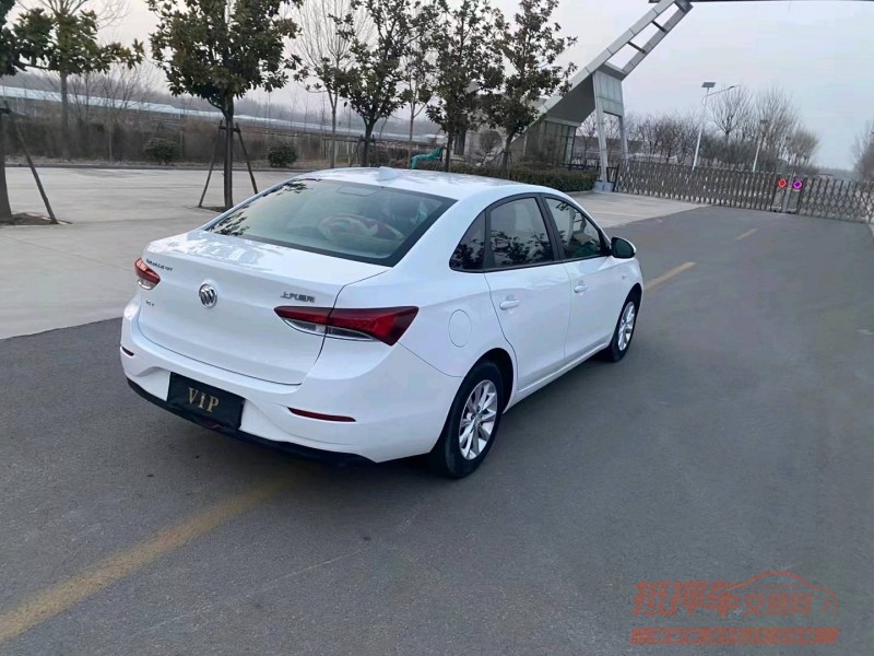 东营19年别克英朗5