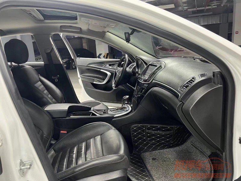 成都15年别克君威2