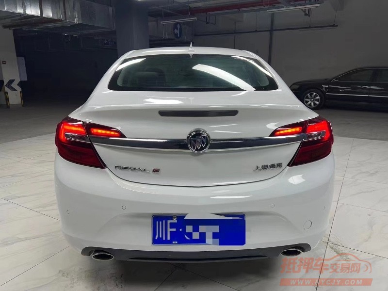 成都15年别克君威9