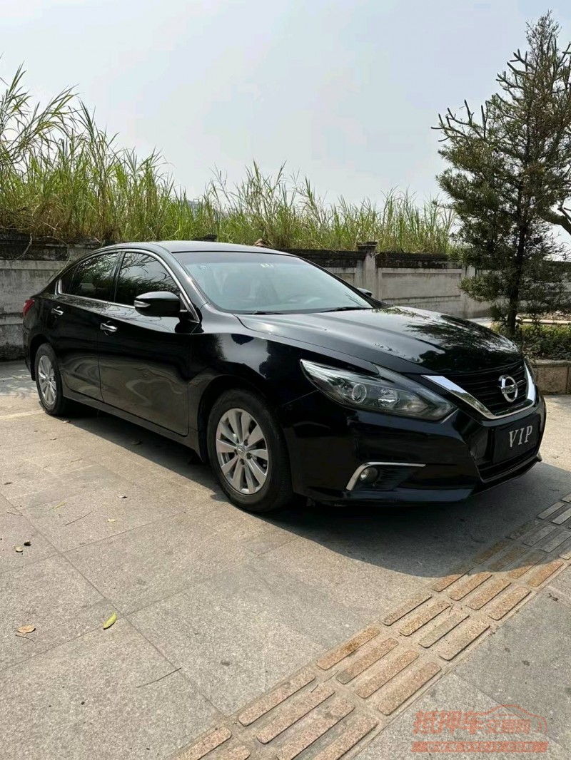 东莞16年日产天籁3