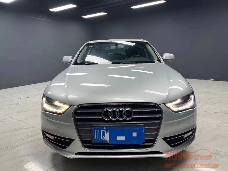 成都15年奥迪A4L9