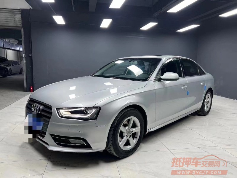 成都15年奥迪A4L3