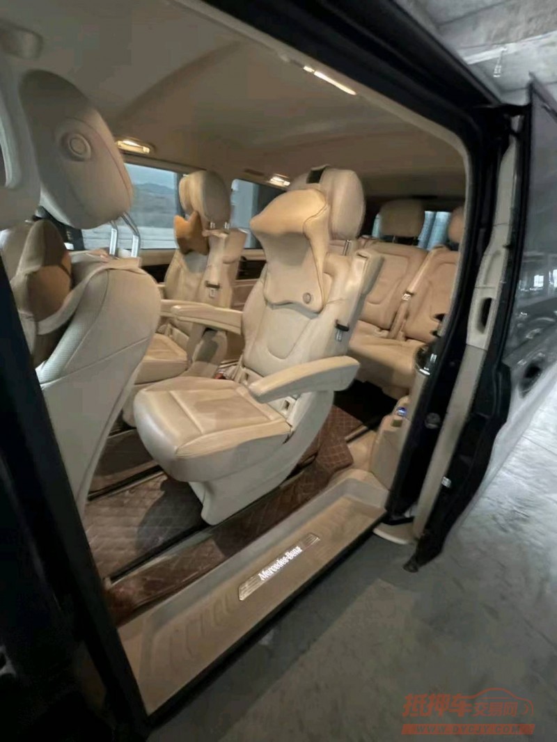 邢台17年奔驰V7