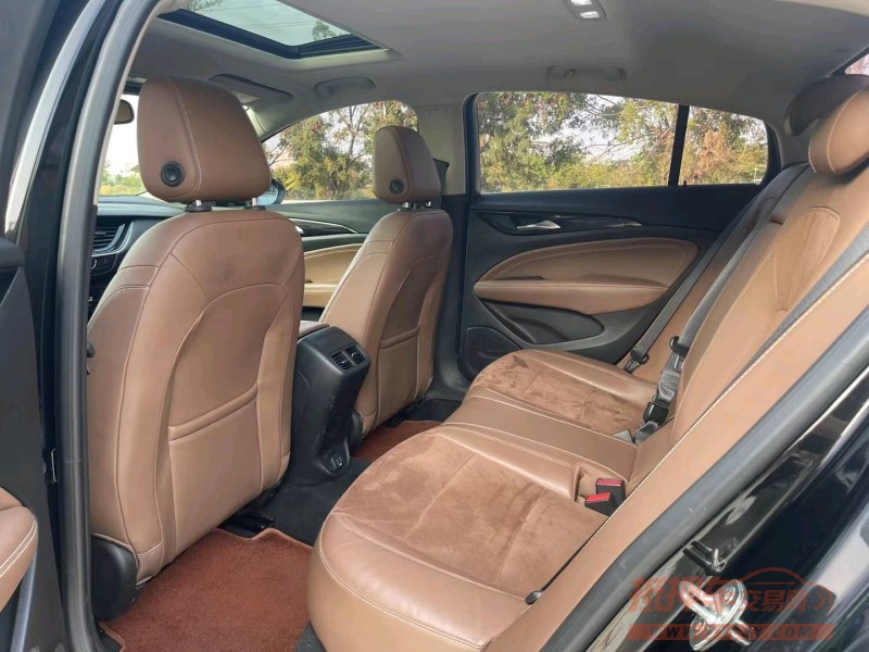 汕头19年别克君威6