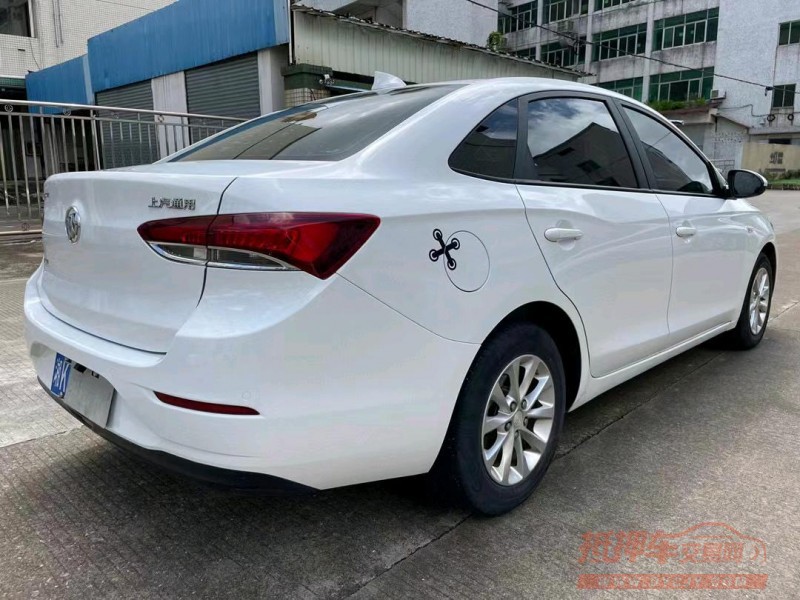 中山18年别克英朗4