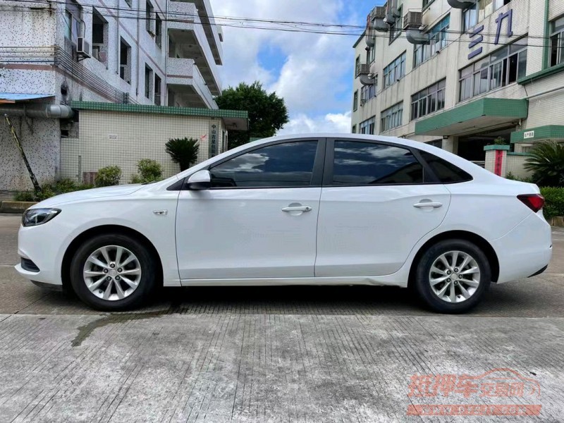 中山18年别克英朗3