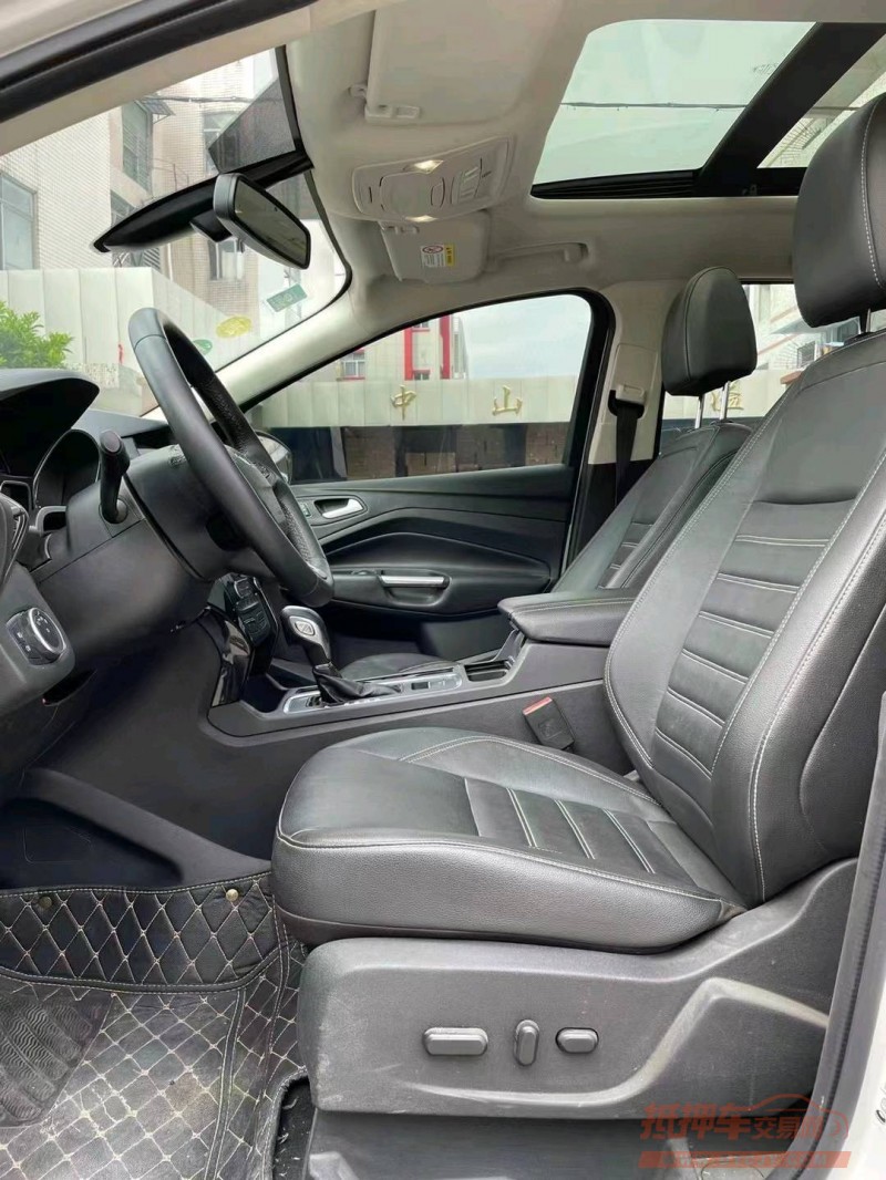 中山19年福特翼虎8