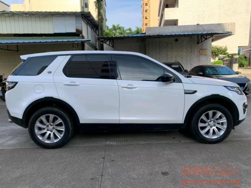 中山18年路虎发现神行8