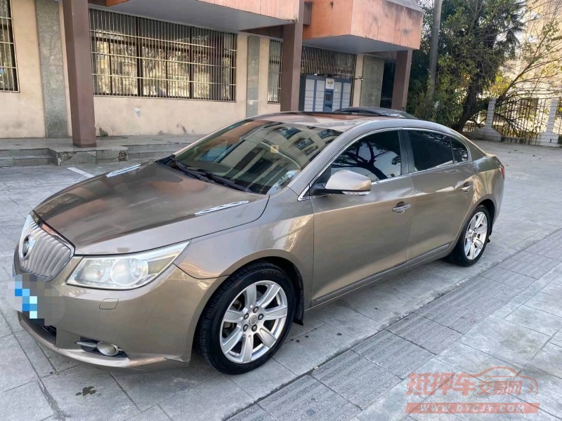 徐州10年别克君越7