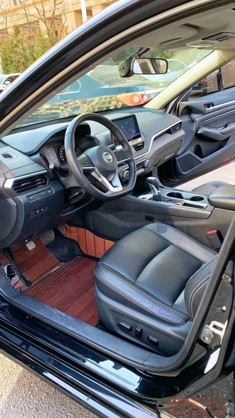 廊坊20年日产天籁5