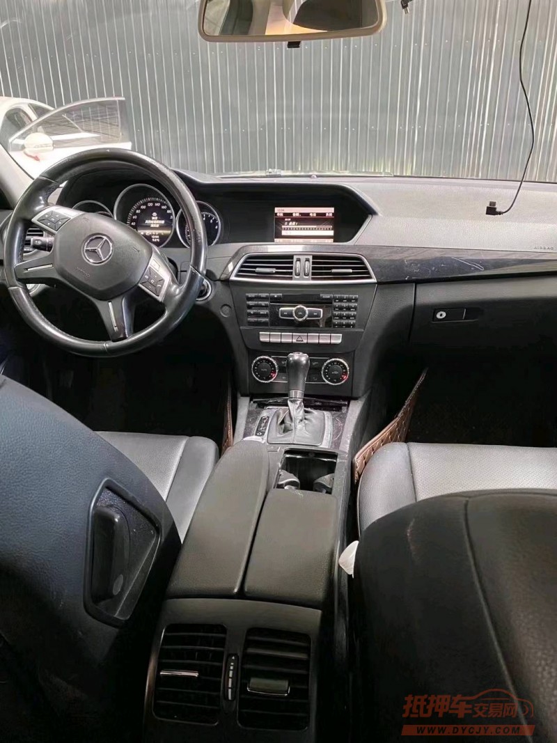 济南13年奔驰C6