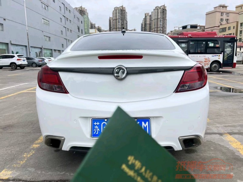 广州13年别克君威1