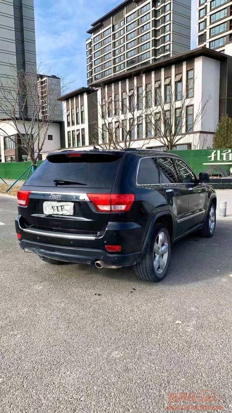 廊坊12年Jeep大切诺基2