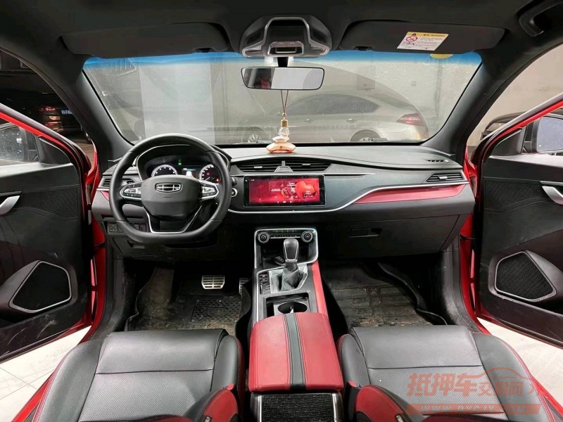 成都21年吉利缤瑞5