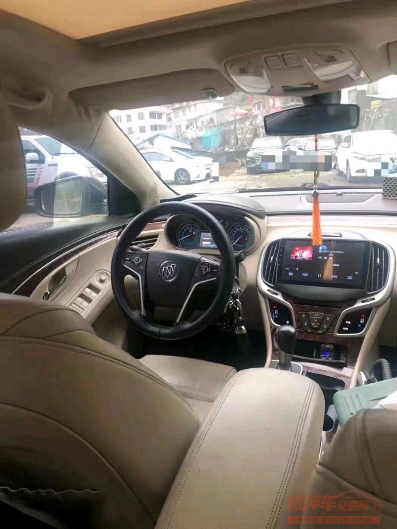 嘉兴15年别克君越2