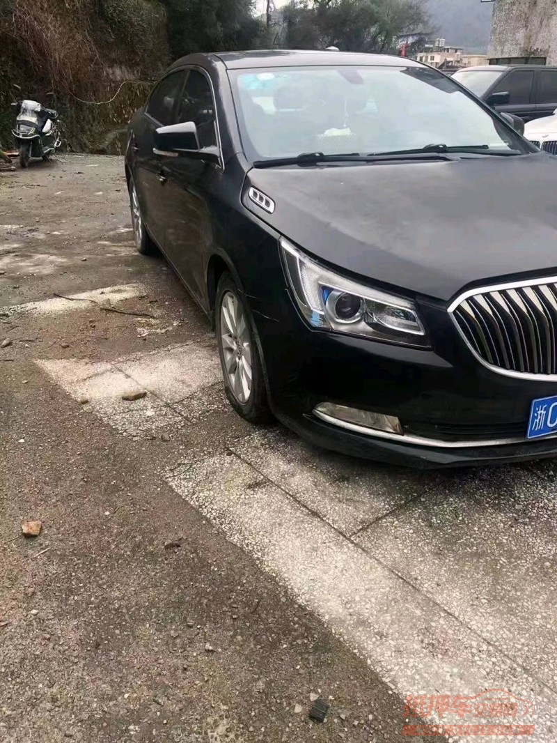 嘉兴15年别克君越3