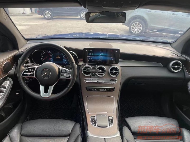 宜昌19年奔驰GLC1