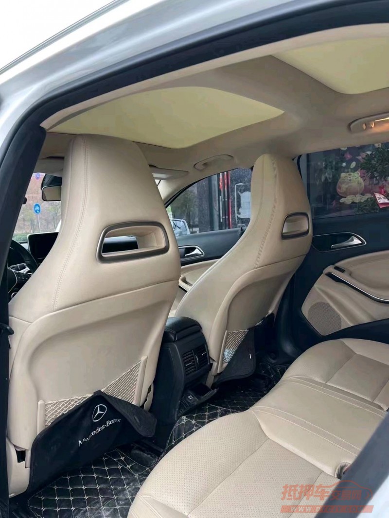 衡阳16年奔驰GLA5