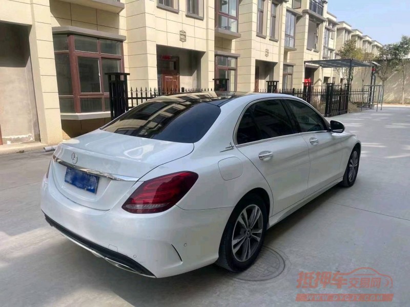徐州17年奔驰C2