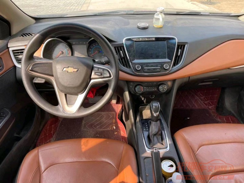 济宁16年雪佛兰科鲁兹5