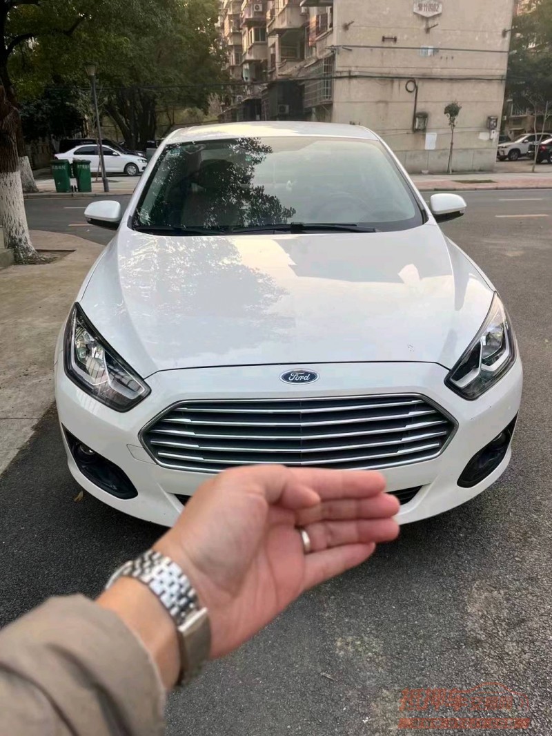 邵阳17年福特福睿斯1