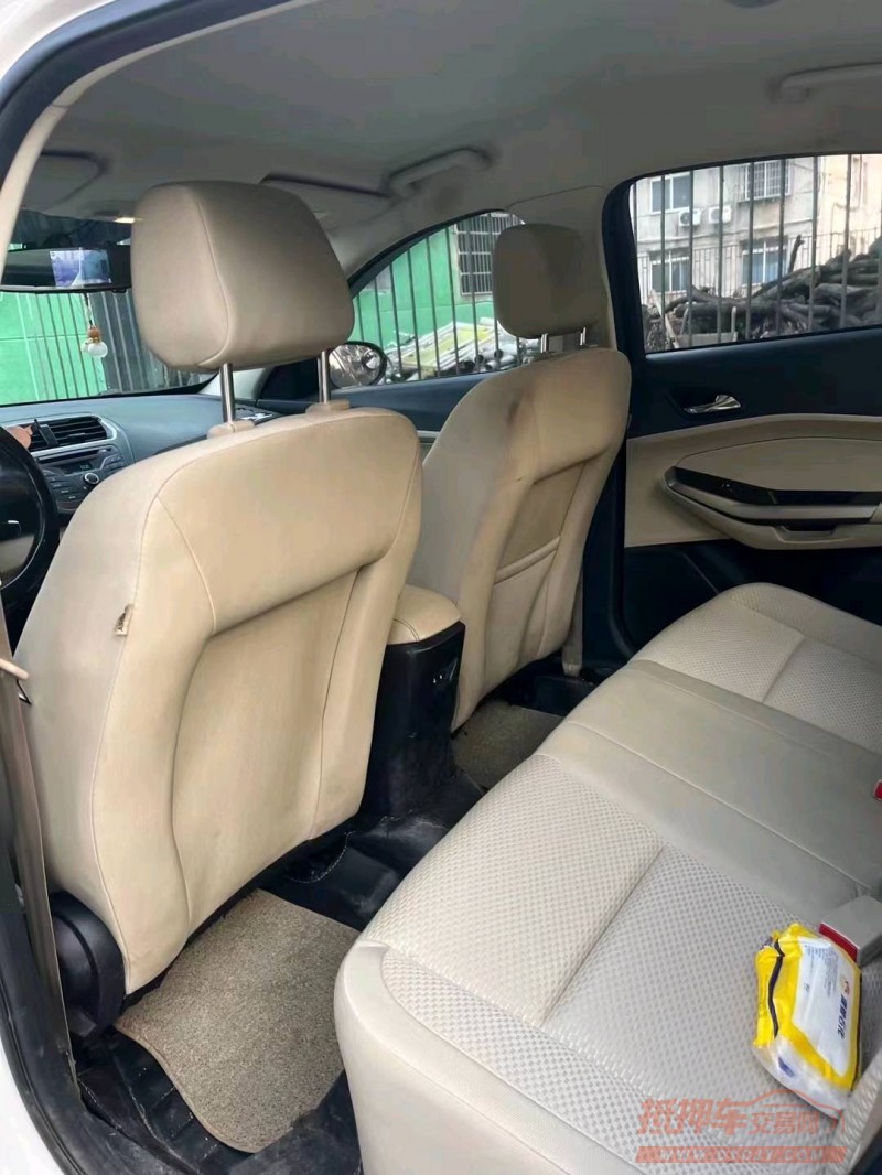 邵阳17年福特福睿斯3