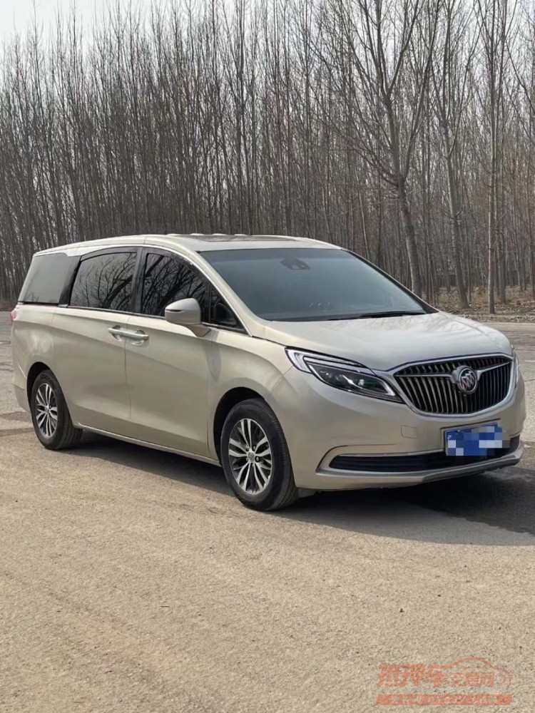 济宁17年别克GL83