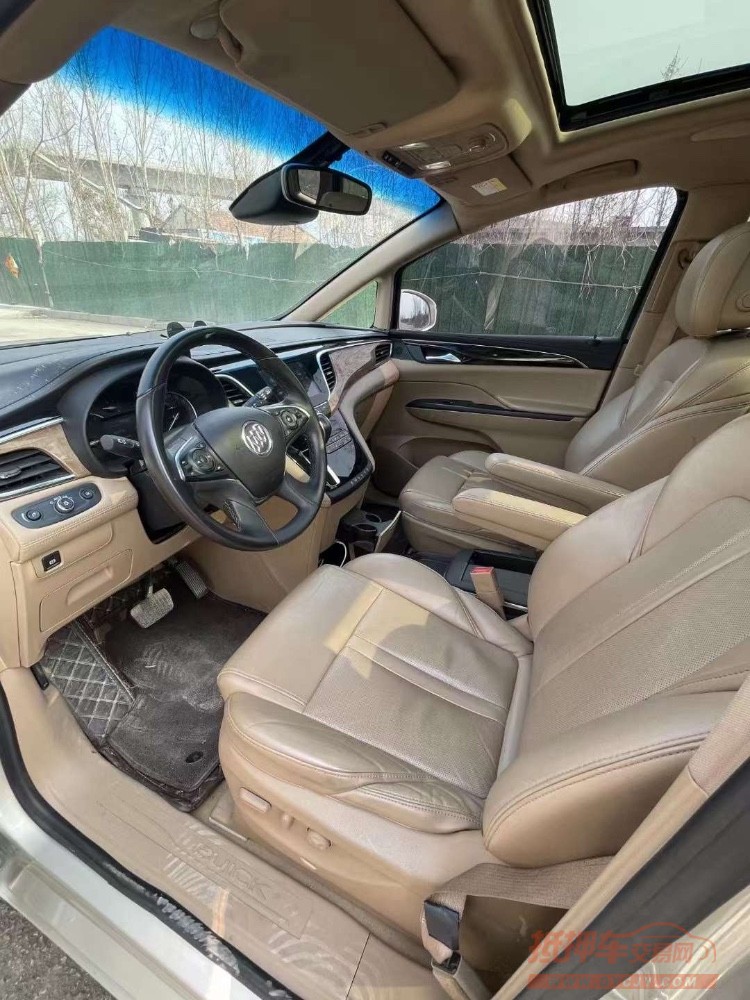 济宁17年别克GL88