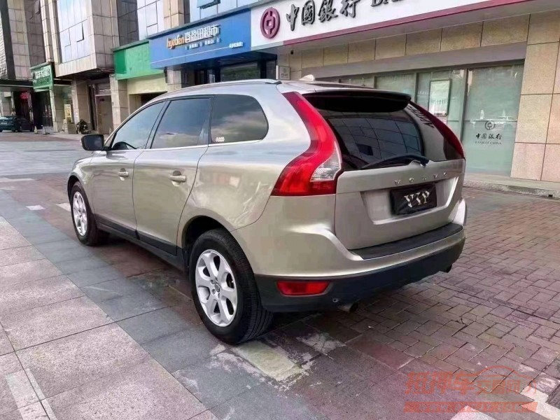 衡阳12年沃尔沃XC608