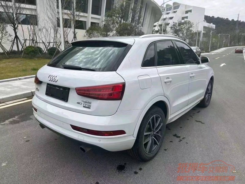嘉兴17年奥迪Q34