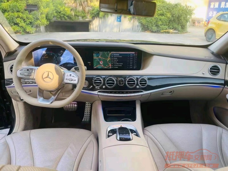 广州18年奔驰S4