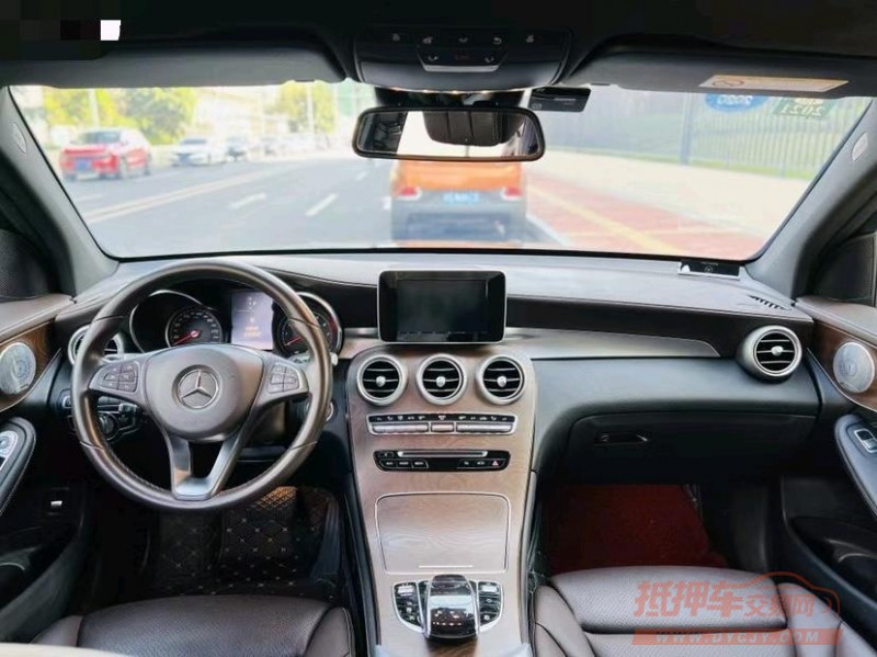 东莞19年奔驰GLC5