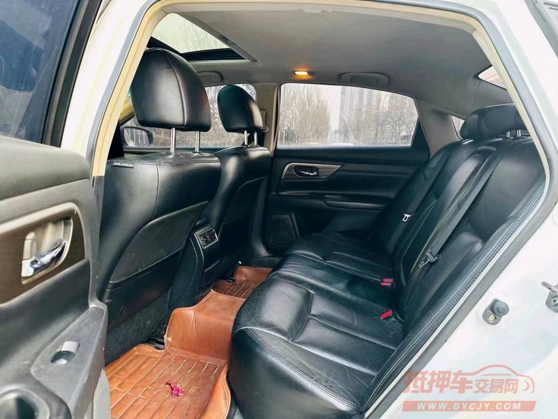 沈阳13年日产天籁6