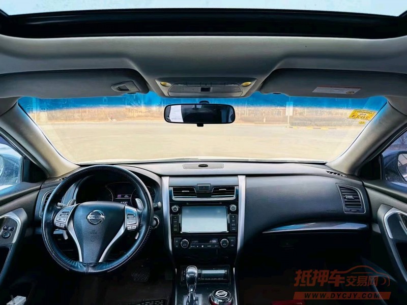 沈阳13年日产天籁5