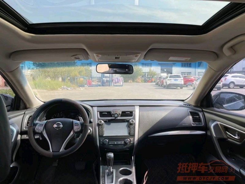 沈阳15年日产天籁9