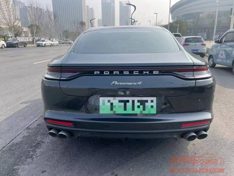 北京21年保时捷帕拉梅拉5