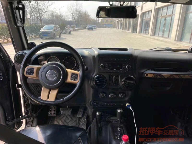 枣庄15年Jeep牧马人9