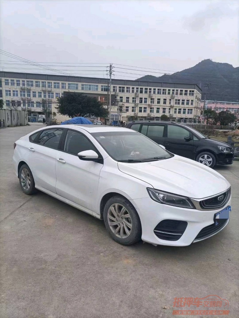成都21年吉利缤瑞5