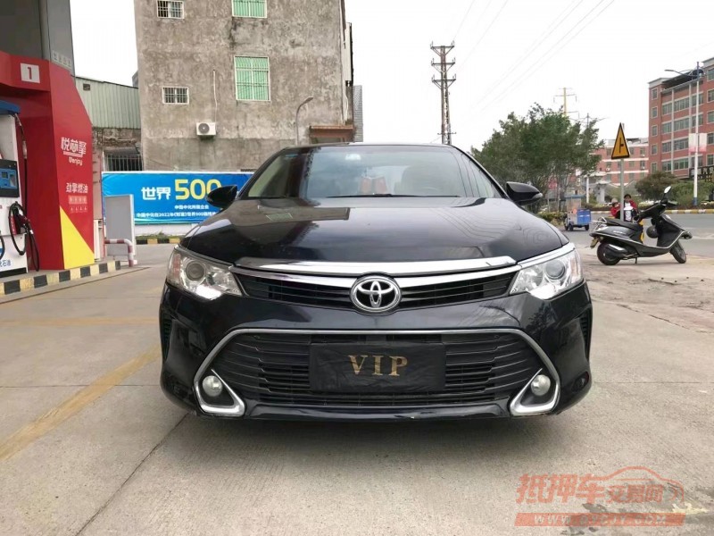 济南17年丰田凯美瑞1