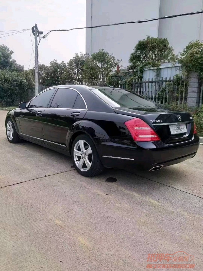 宜春12年奔驰S9