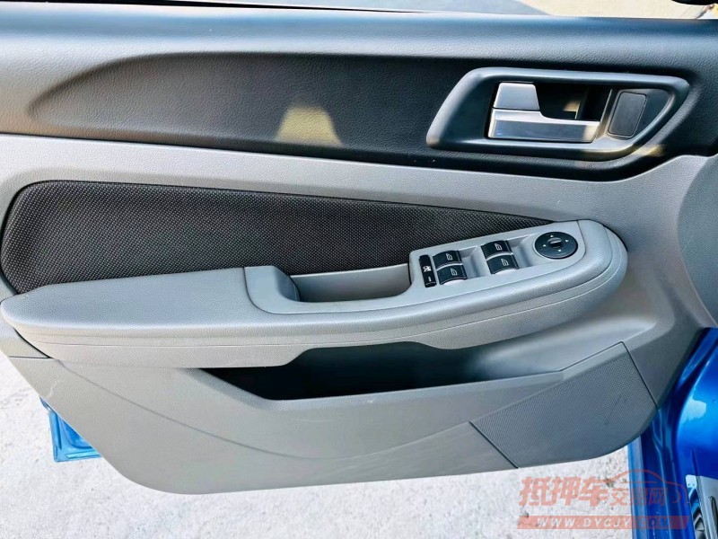 沈阳13年福特福克斯3