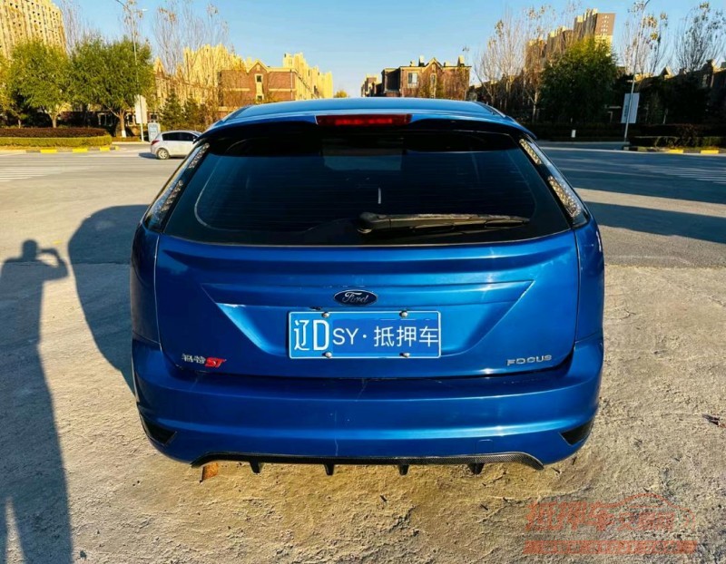 沈阳13年福特福克斯8