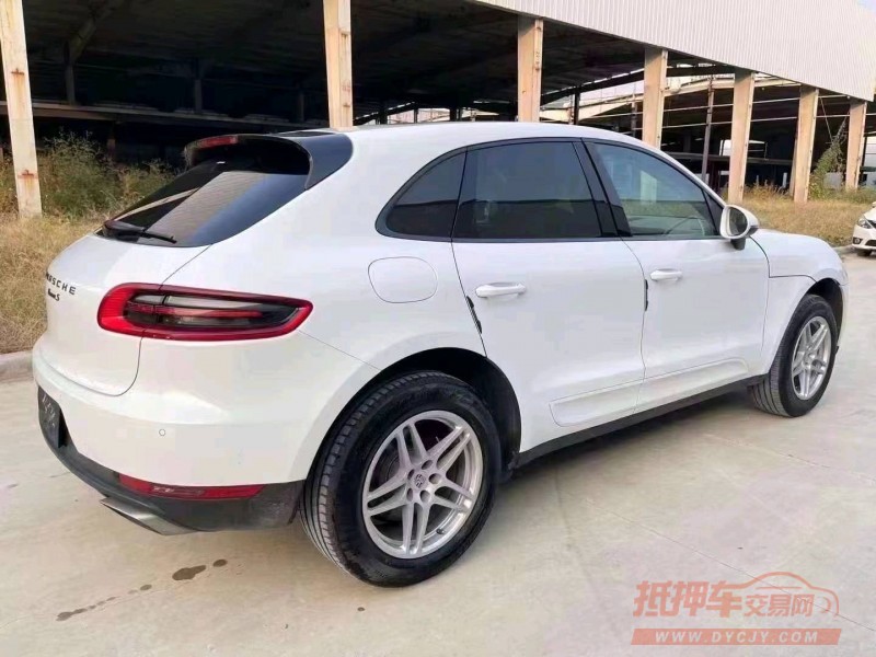 枣庄15年保时捷Macan8