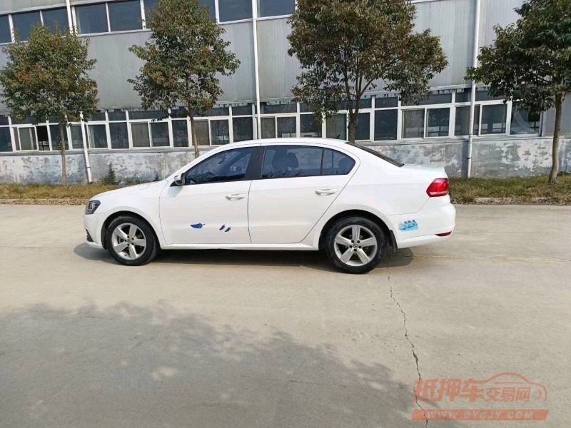 枣庄17年大众朗逸4