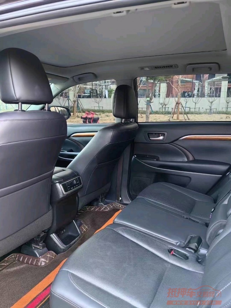 淮南21年丰田汉兰达8