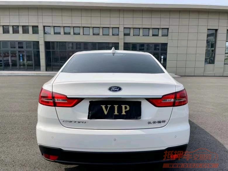 盐城20年福特福克斯9