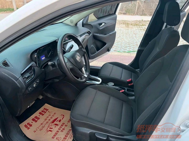 徐州18年别克凯越4