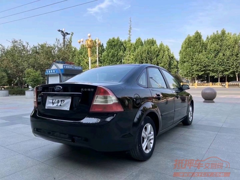 枣庄09年福特福克斯8