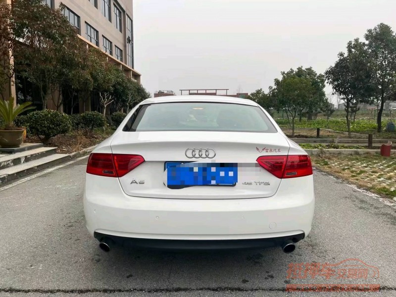 北京16年奥迪A59