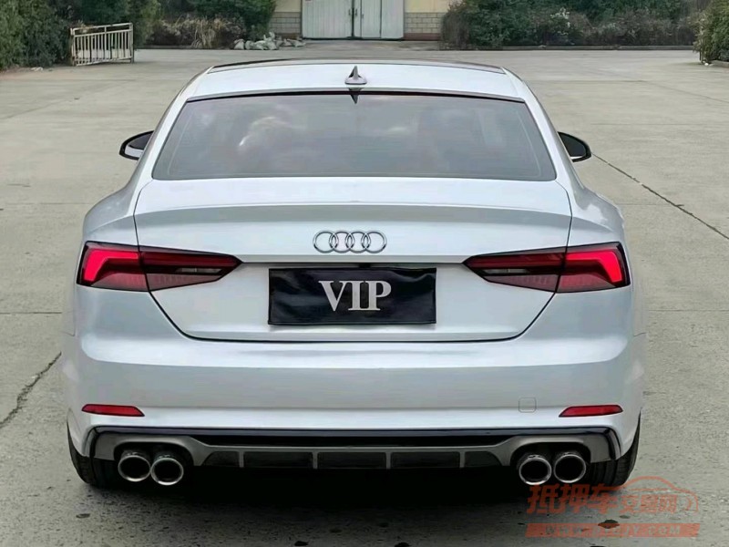 北京18年奥迪A59